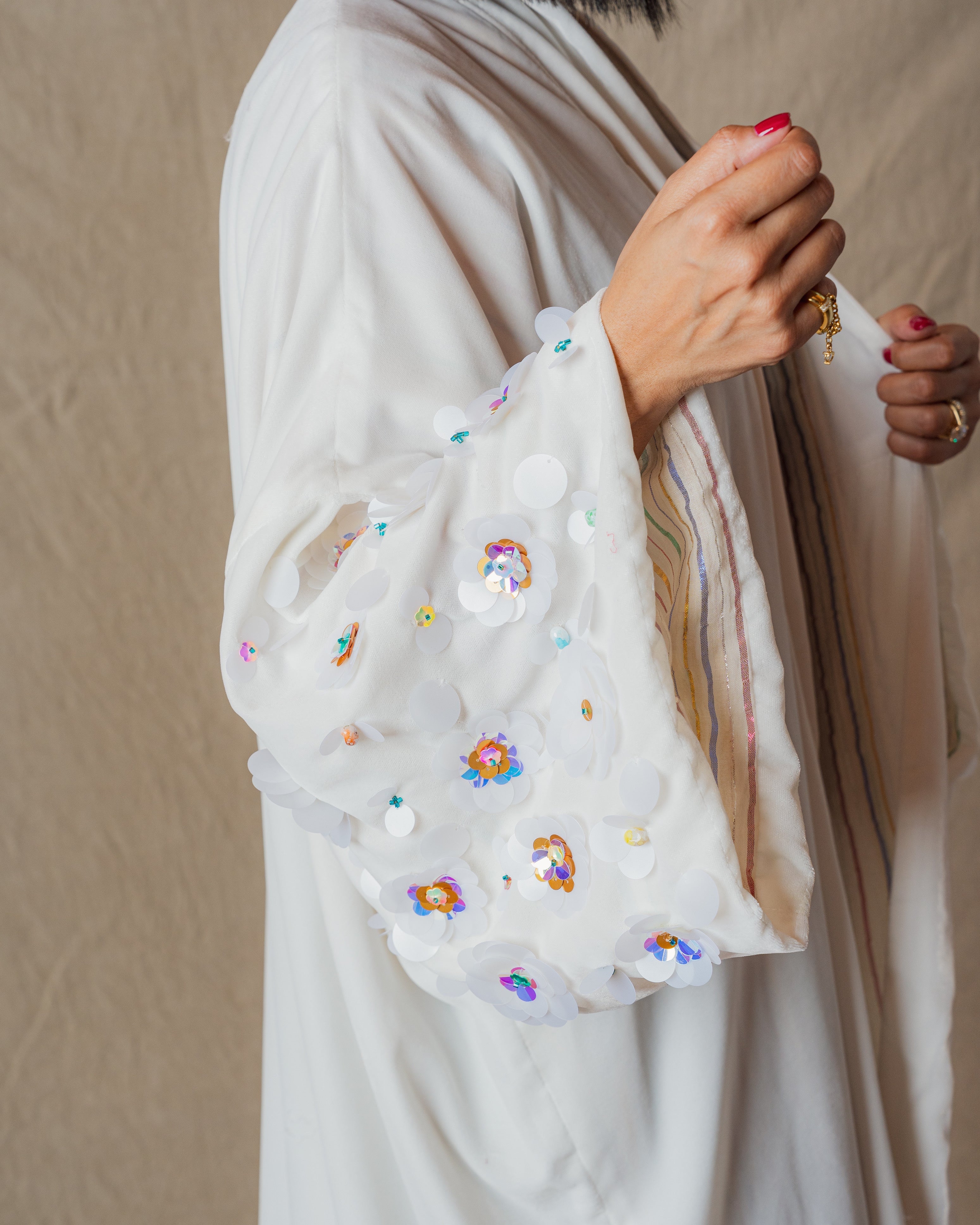 Offwhite floral jalabiya