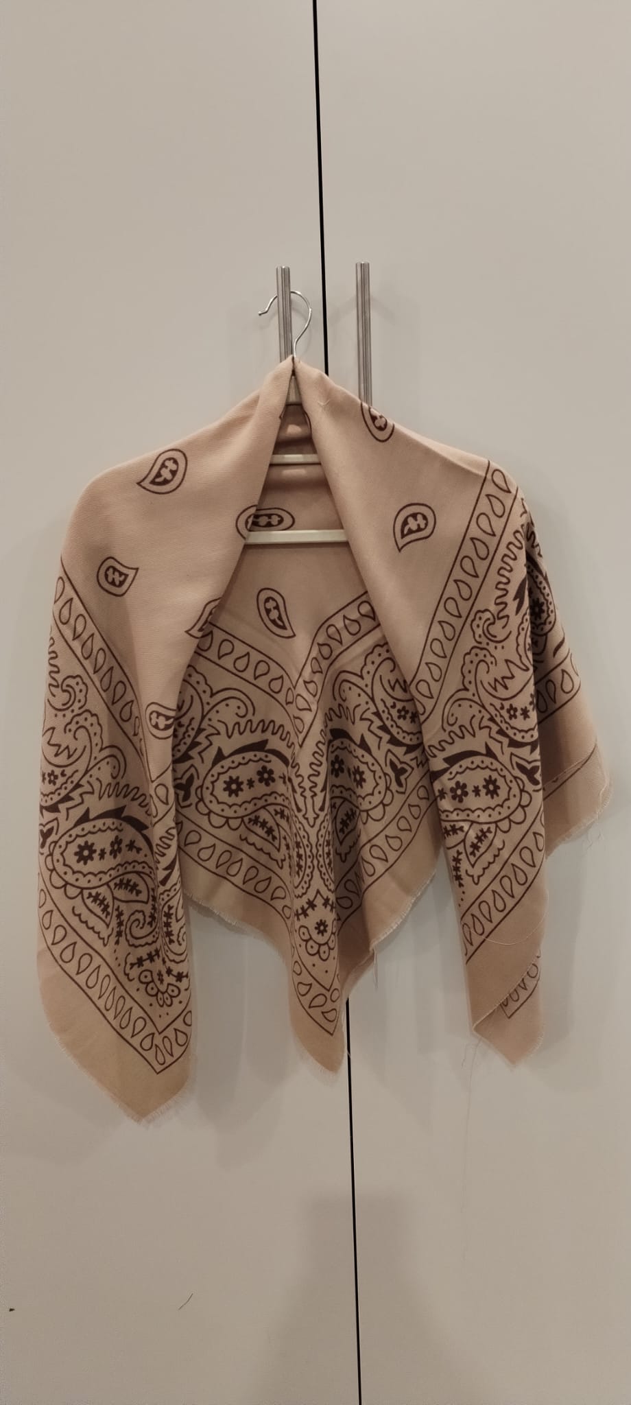Bandana Square wool scarf