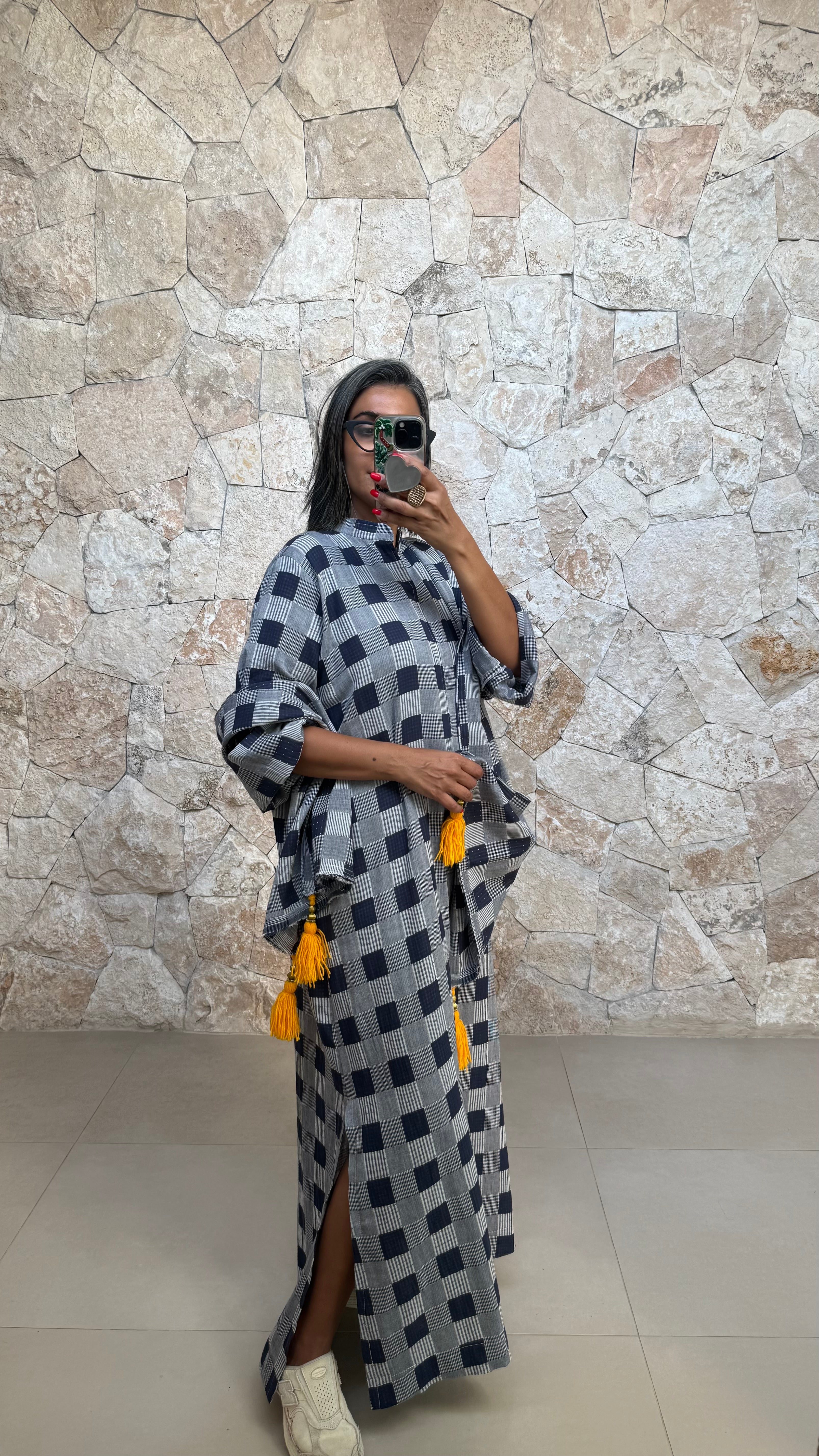 Dishdasha with scarf
