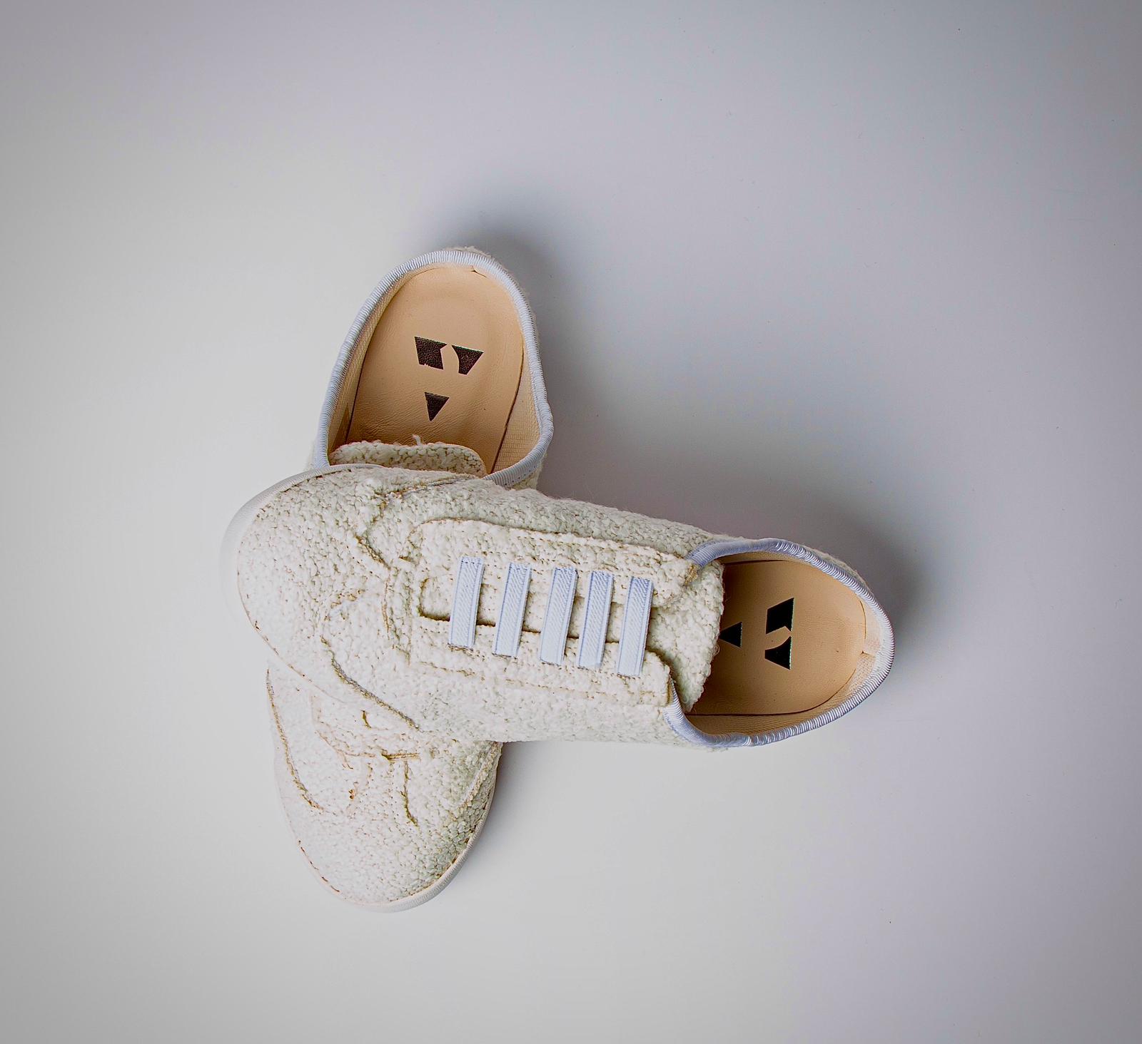 Mule sneakers