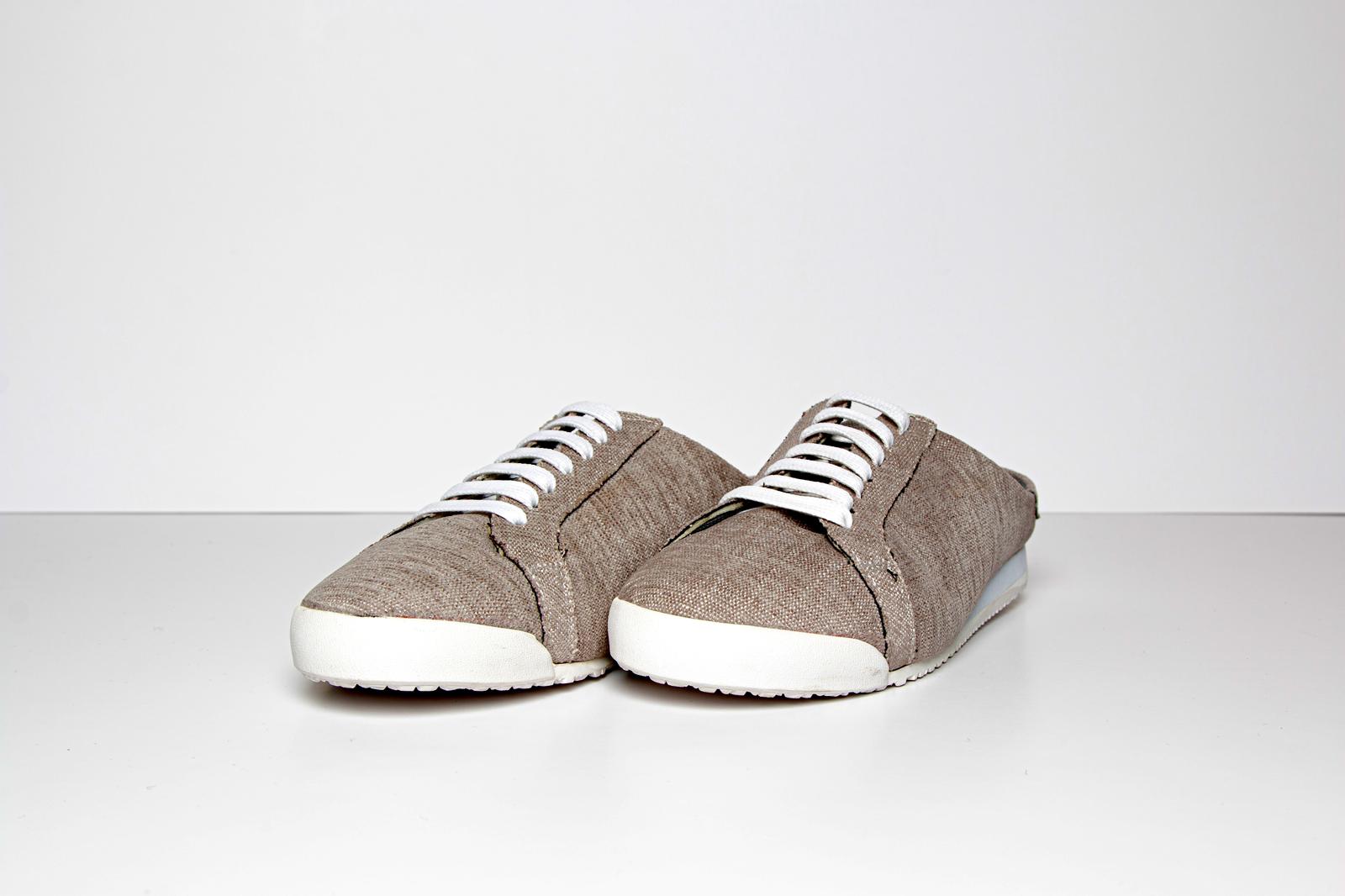 Mule sneakers